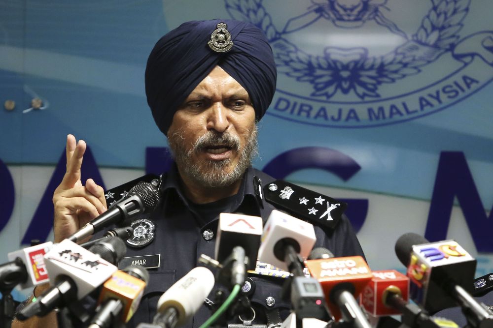 Datuk Seri Amar Singh Ishar Singh speaks during a press conference at at the CCID headquarters in Kuala Lumpur this morning, September 28, 2018. u00e2u20acu2022 Picture by Yusof Mat Isa