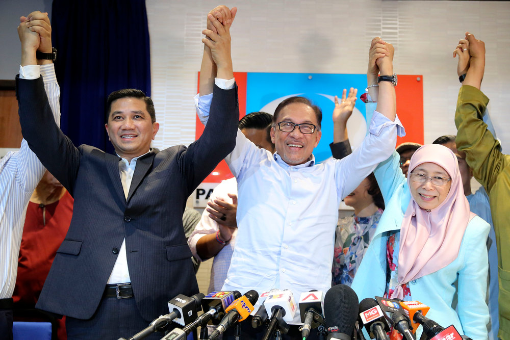 Azmin quashes rumours of DPM appointment during Ramadan | Malay Mail