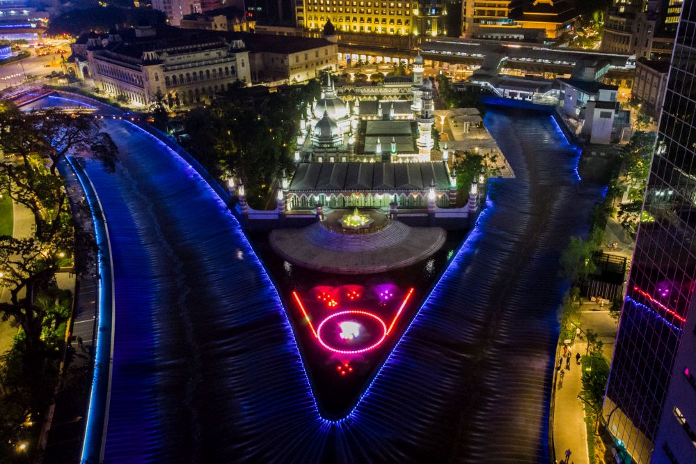 An aerial view of the blue pond water fountain at the confluence of Sungai Klang and Sungai Gombak near the Sultan Abdul Samad Jamek Mosque in Kuala Lumpur. u00e2u20acu201d Picture by Mukhriz Hazim 