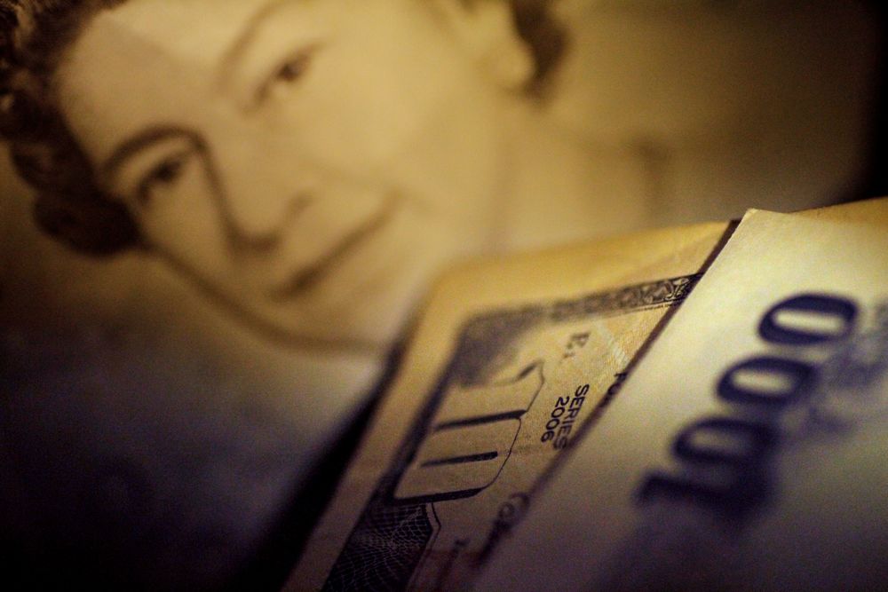 A Japan Yen note in front of US Dollar and British Pound Sterling notes are seen in this June 22, 2017 illustration photo. u00e2u20acu201d Reuters pic
