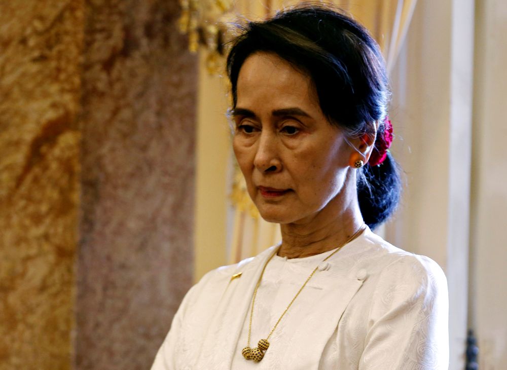 Myanmaru00e2u20acu2122s State Counsellor Aung San Suu Kyi is seen waiting to meet Vietnamu00e2u20acu2122s President Tran Dai Quang (not pictured) during the World Economic Forum on Asean in Hanoi, September 13, 2018. u00e2u20acu201d Reuters pic