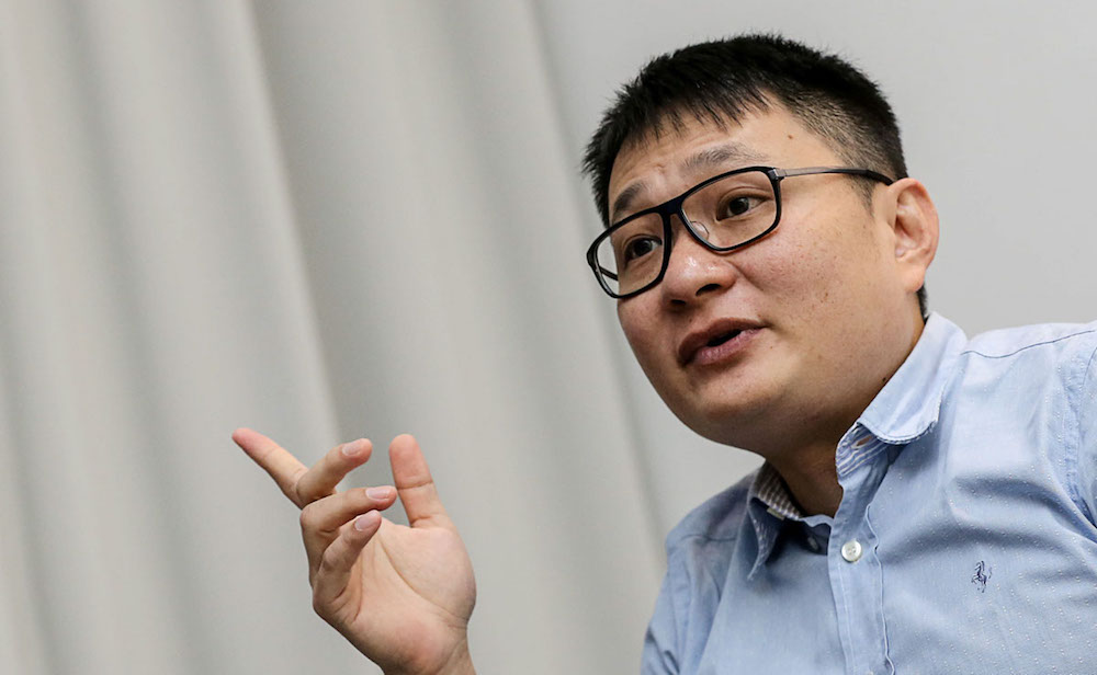 Director of World Class Global Datuk Frank Koay speaks to the Malay Mail about the upgrade of the pedestrian walkway on Jalan Gurdwara, October 11, 2018. u00e2u20acu201d Picture by Sayuti Zainudin