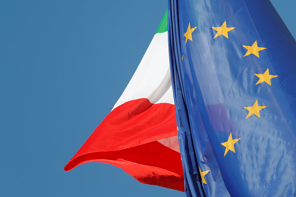 European Union and Italian flags are seen in downtown Rome October 19, 2018. u00e2u20acu201d Reuters pic