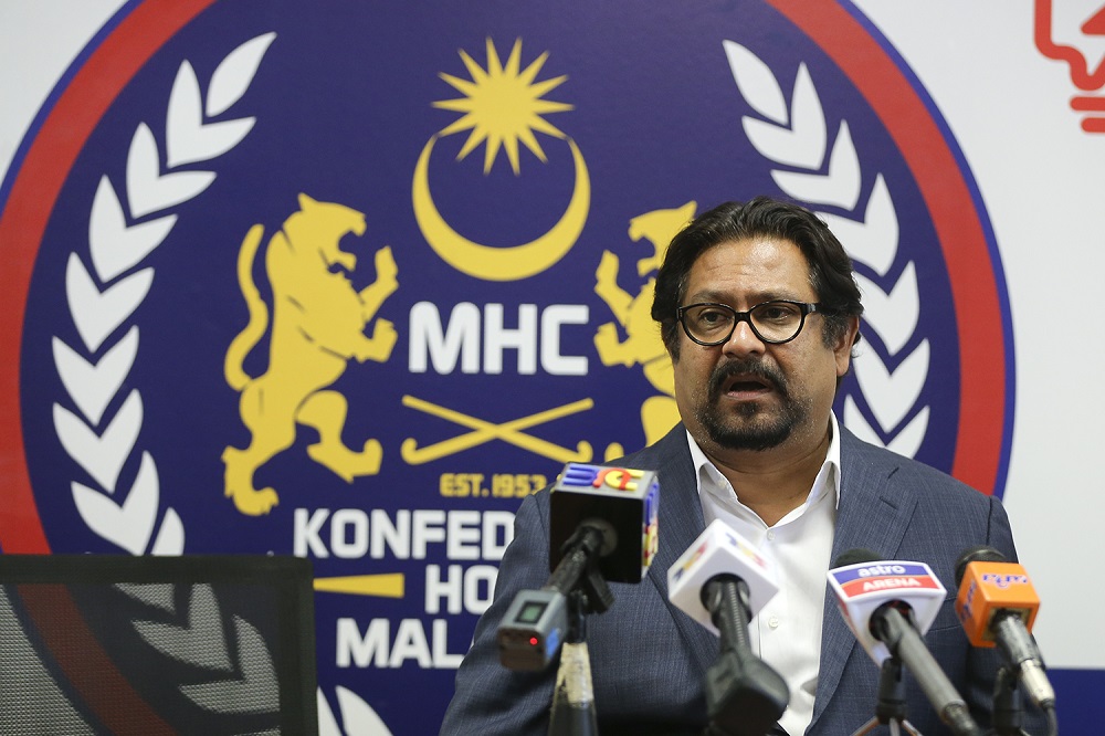 Datuk Seri Subahan Kamal speaks during a press conference at National Hockey Stadium in Kuala Lumpur October 1, 2018.  u00e2u20acu201d Picture by Azneal Ishak