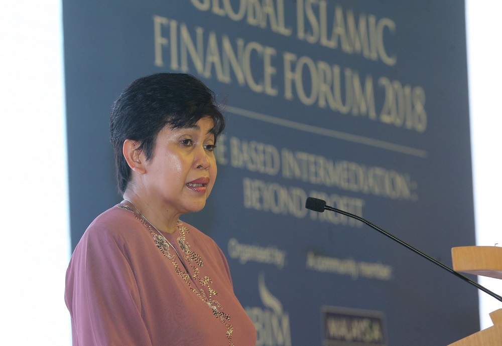 Bank Negara Malayia governor Datuk Nor Shamsiah Mohd Yunus delivers her keynote address during the 2018 Global Islamic Finance Forum in Kuala Lumpur October 3, 2018. u00e2u20acu201d Picture by Razak Ghazalinn