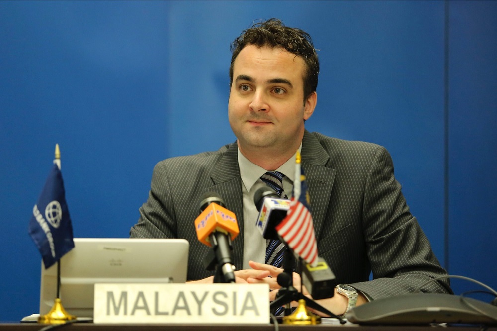 The World Bank Lead Economist Macroeconomics, Trade and Investment, Richard Record, at a press conference at Sasana Kijang in Kuala Lumpur October 4, 2018. u00e2u20acu201d Picture by Yusof Mat Isa