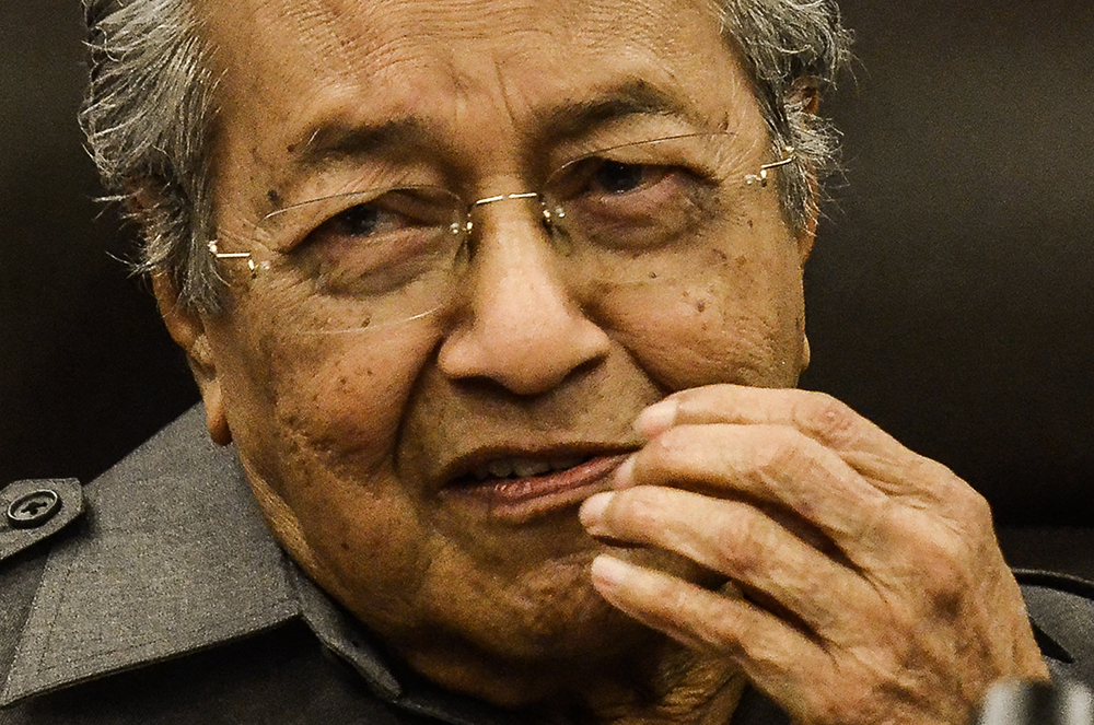 Prime Minister Tun Dr Mahathir Mohamad speaks during a press conference after chairing the Pakatan Harapan presidential council meeting in Kuala Lumpur October 5, 2018. u00e2u20acu201d Picture by Miera Zulyana