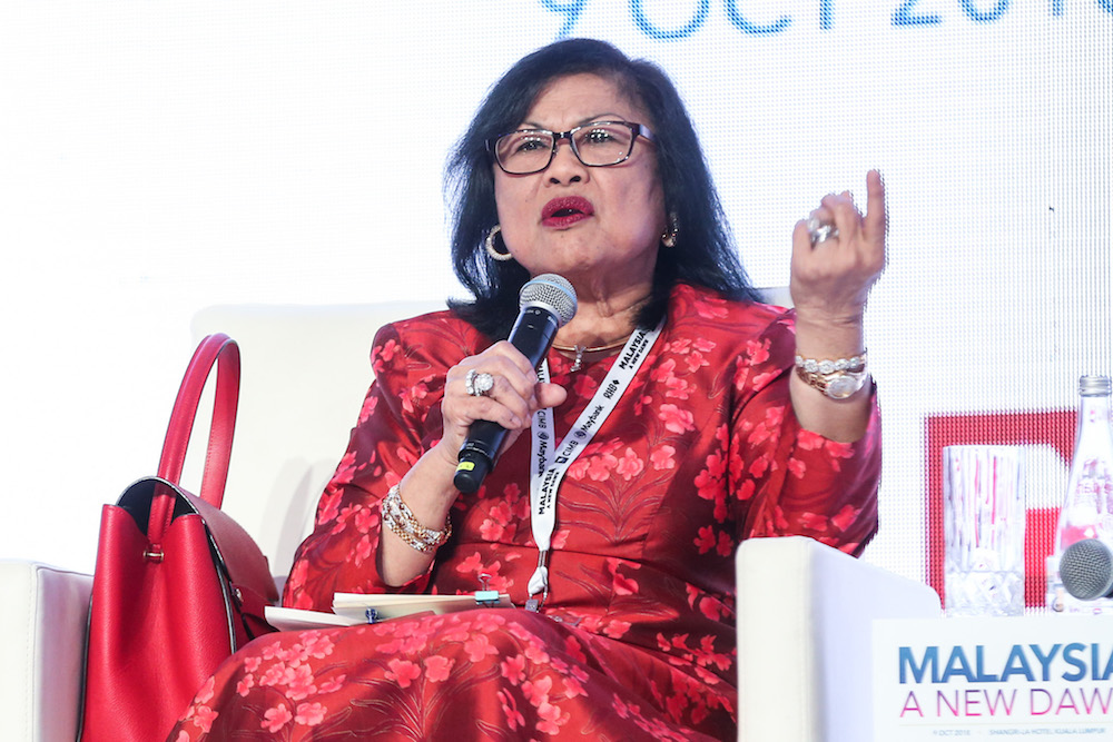 Tan Sri Rafidah Aziz speaks during the u00e2u20acu02dcMalaysia: A New Dawnu00e2u20acu2122 conference in Kuala Lumpur October 9, 2018. u00e2u20acu201d Picture by Ahmad Zamzahuri