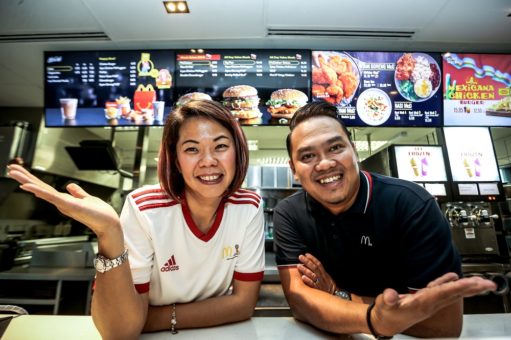 Erica Soh (left) and Mohd Fairul Maan are among the few Malaysians to have won the prestigious Presidentu00e2u20acu2122s Award. u00e2u20acu201d Picture by Hari Anggara