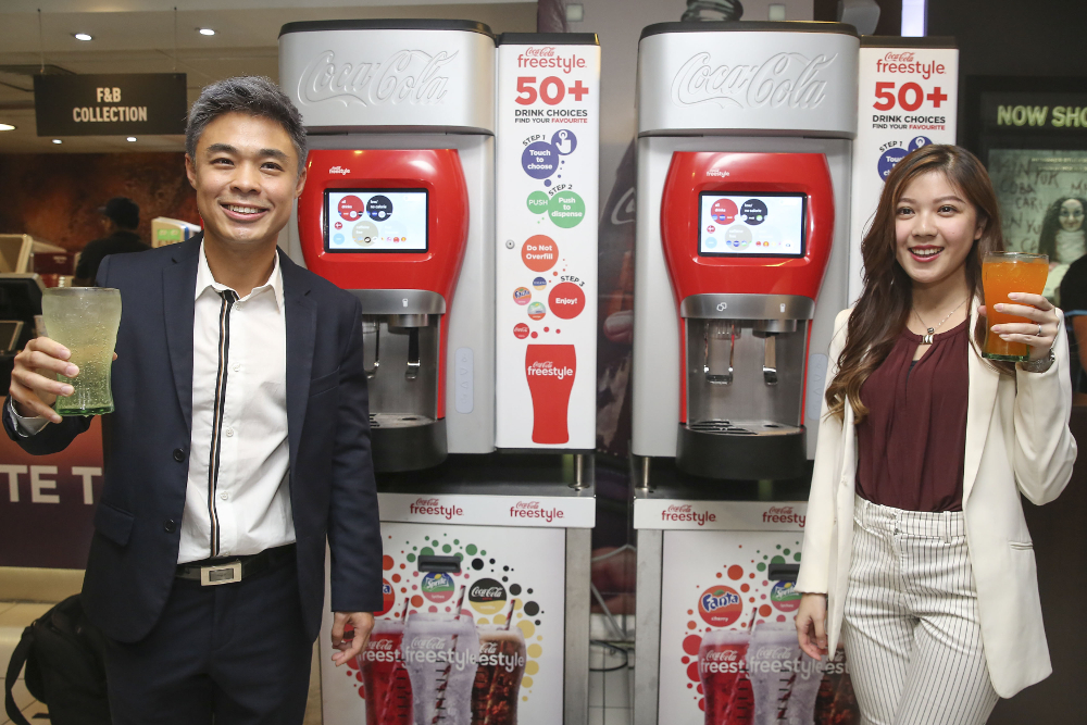 The machine uses patented technology to serve up the perfect cinema beverage. — Picture by Yusof Mat Isa