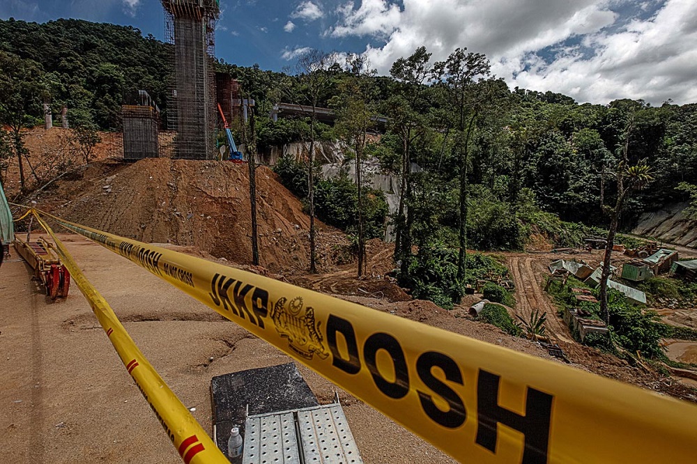 A general view of the construction site where the landslide occurred at Bukit Kukus in Paya Terubong October 25, 2018. u00e2u20acu201d Picture by Sayuti Zainudin