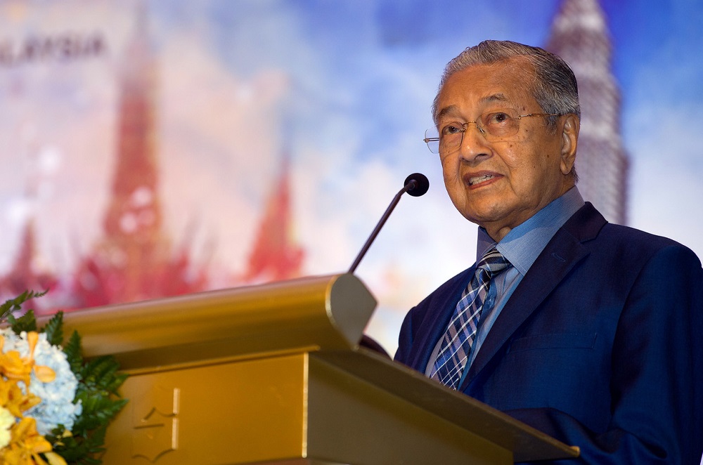 Prime Minister Tun Dr Mahathir Mohamad gives a speech at Chulalongkorn University in Bangkok October 25, 2018. u00e2u20acu201d Bernama pic