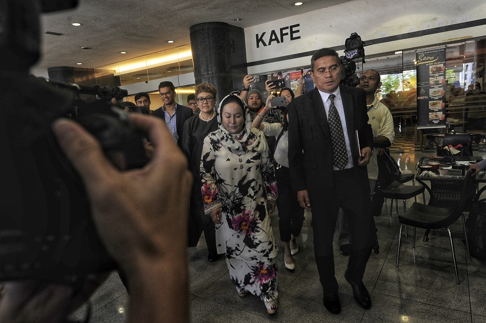 Datin Seri Rosmah Mansor arrives at the KPJ tower in Kuala Lumpur October 26, 2018. u00e2u20acu201d Picture by Shafwan Zaidon