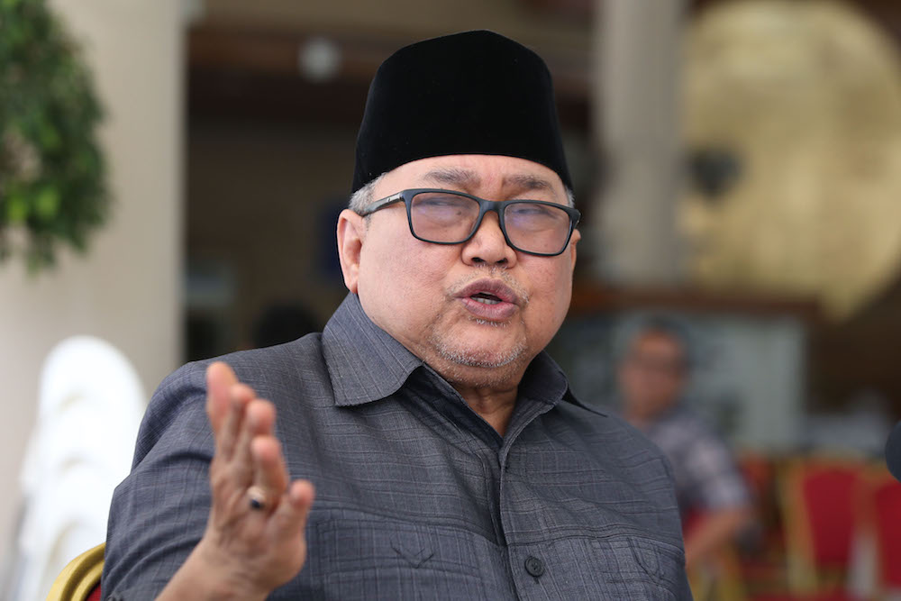 Protem President Datuk Ibrahim Ali speaks to the media at a press conference at the Registrar of Societies in Putrajaya October 29, 2018. u00e2u20acu201d Picture by Azinuddin Ghazali
