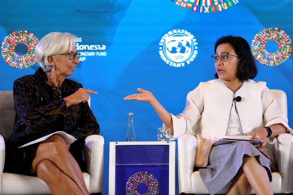 International Monetary Fund Managing Director Christine Lagarde (left) talks with Indonesia's Finance Minister Sri Mulyani Indrawati during at the 2018 IMFu00e2u20acu2122s World Bank Group Annual Meeting in Bali, Indonesia October 9, 2018. u00e2u20acu201d Reuters pic