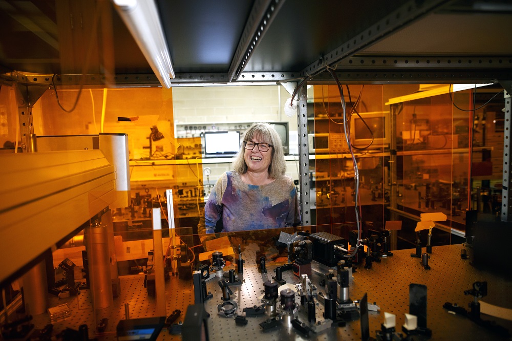 Professor Dr Donna Strickland shows off instruments in her lab following a news conference at the University of Waterloo to field questions about her shared Nobel Prize in Physics in Waterloo, Canada October 2, 2018. u00e2u20acu201d AFP pic