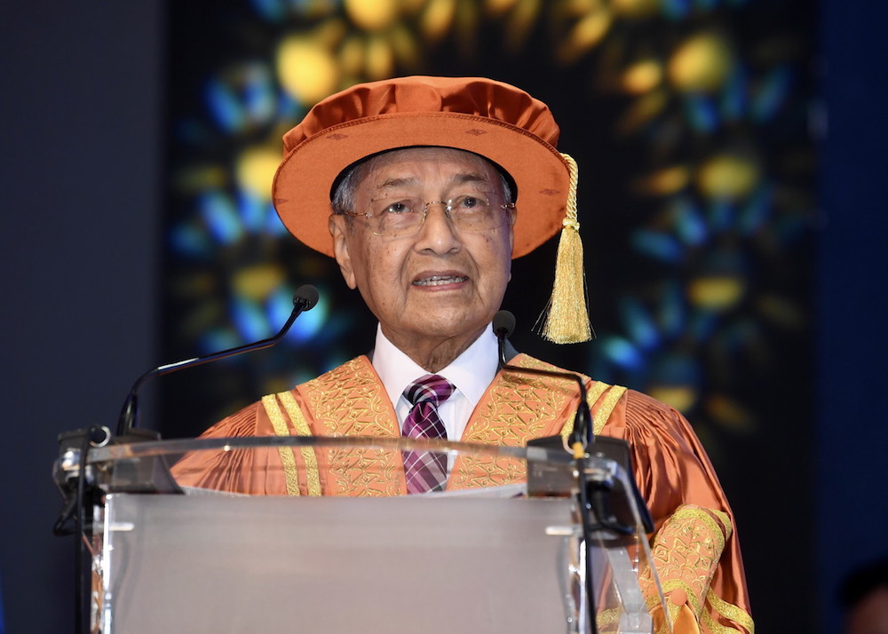 Tun Dr Mahathir Mohamad addresses Perdana Universityu00e2u20acu2122s third convocation ceremony in Serdang October 7, 2018. u00e2u20acu201d Bernama pic