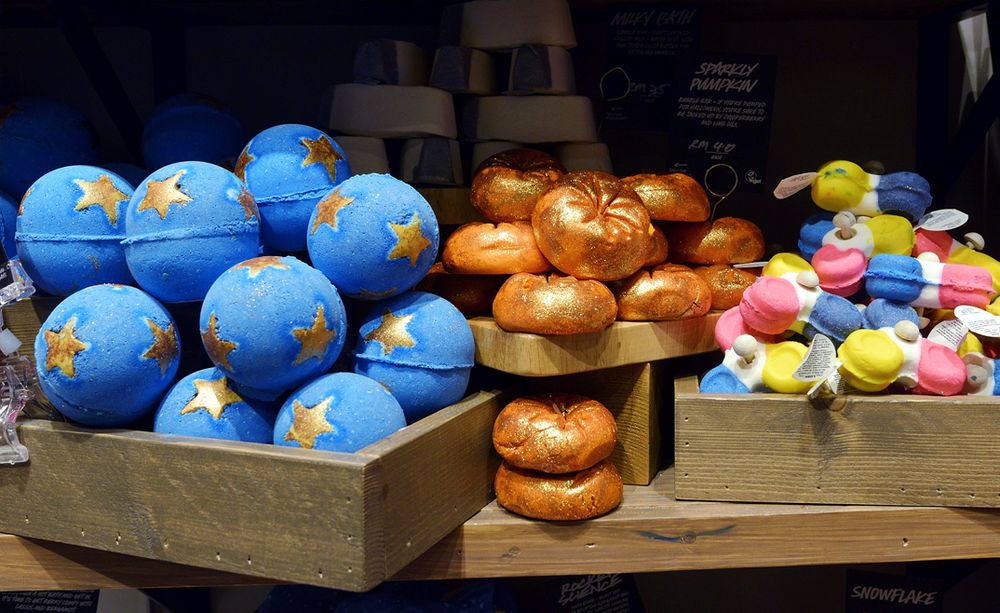 Lush’s best-selling bath bombs are priced from RM35.
