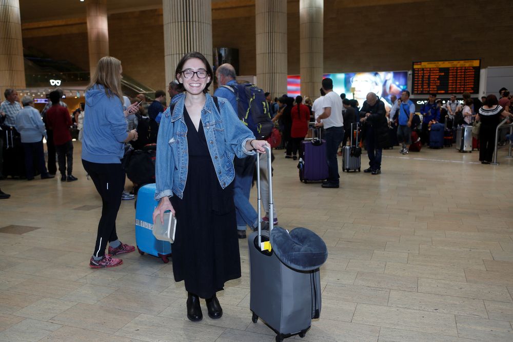 US student Lara Alqasem walks at the Ben Gurion international airport terminal in Lod, near Tel Aviv, Israel October 18, 2018. u00e2u20acu201d Reuters pic