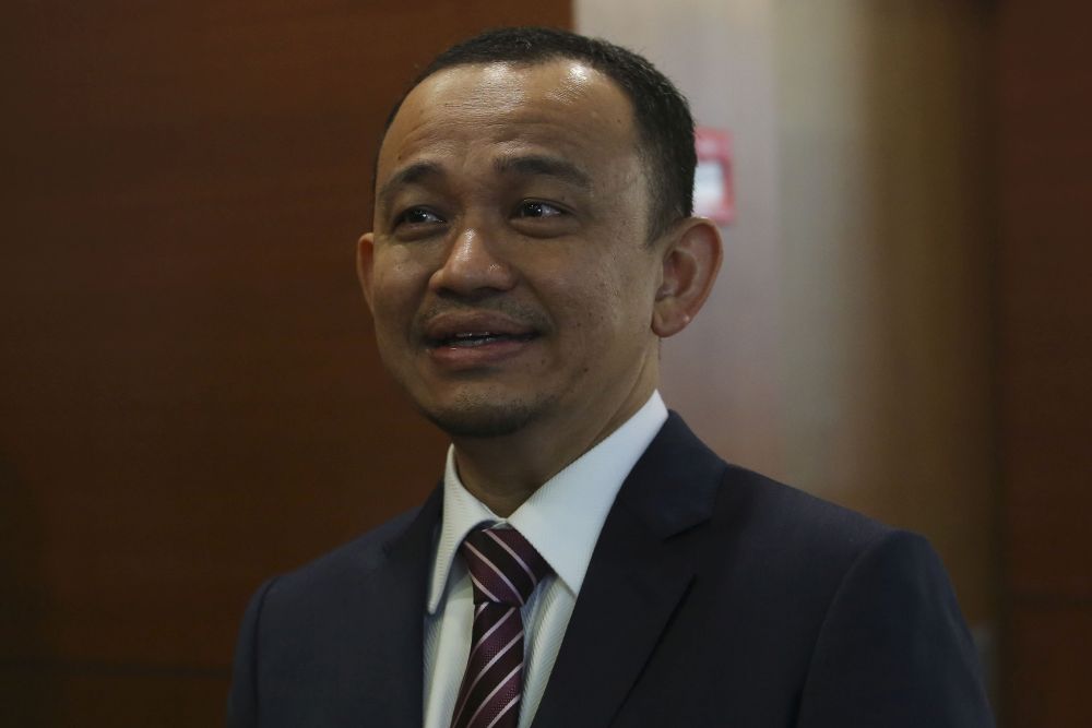 Education Minister Maszlee Malik is pictured at Parliament in Kuala Lumpur October 18, 2018. u00e2u20acu201d Picture by Yusof Mat Isann