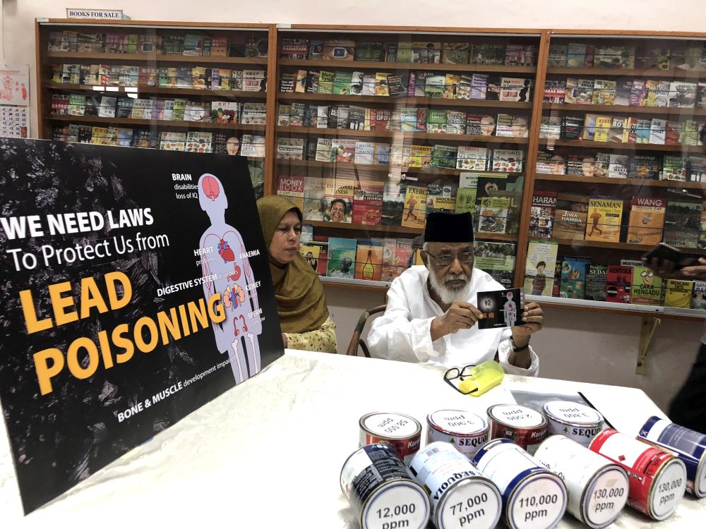Penang Consumers Association president SM Mohamed Idris said paint has high levels of lead which is hazardous to children. u00e2u20acu201d Picture by Opalyn Mok
