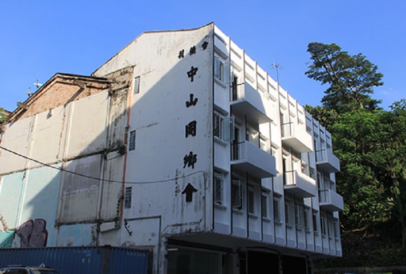 Fascinating workshops await guests at this restored shophouse. 