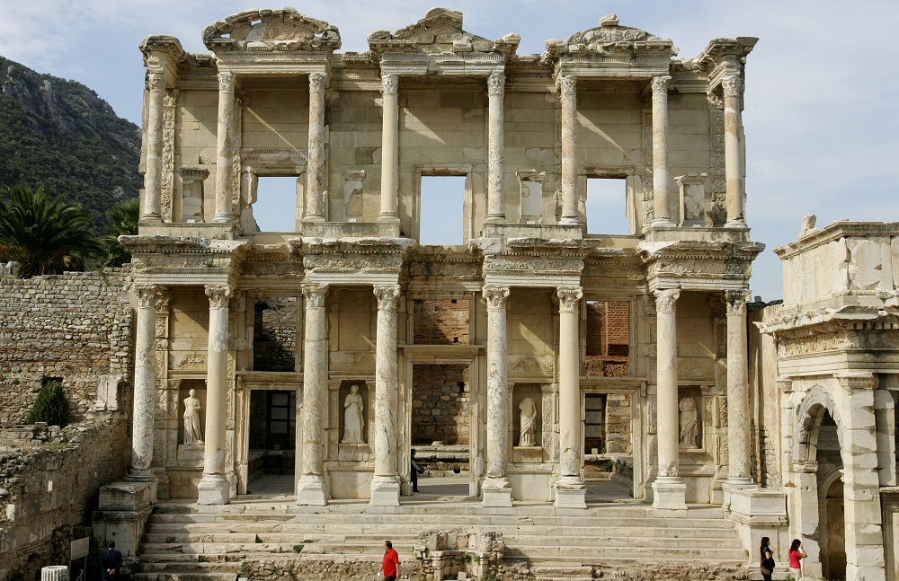 Rising sea levels are putting heritage sites such as the library of the ancient city of Ephesus in the western Turkish coastal city of Izmir in danger, researchers warned on October 16, 2018. u00e2u20acu201d AFP pic