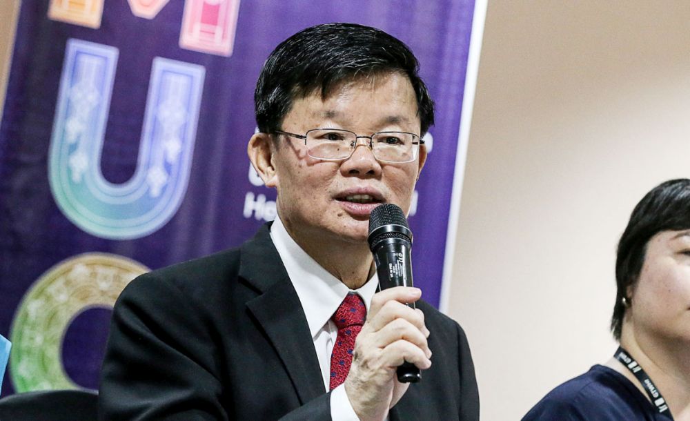 Penang Chief Minister Chow Kon Yeow speaks during a press conference at the Bayview Hotel in George Town October 1,2018.u00e2u20acu201d Picture by Sayuti Zainudin