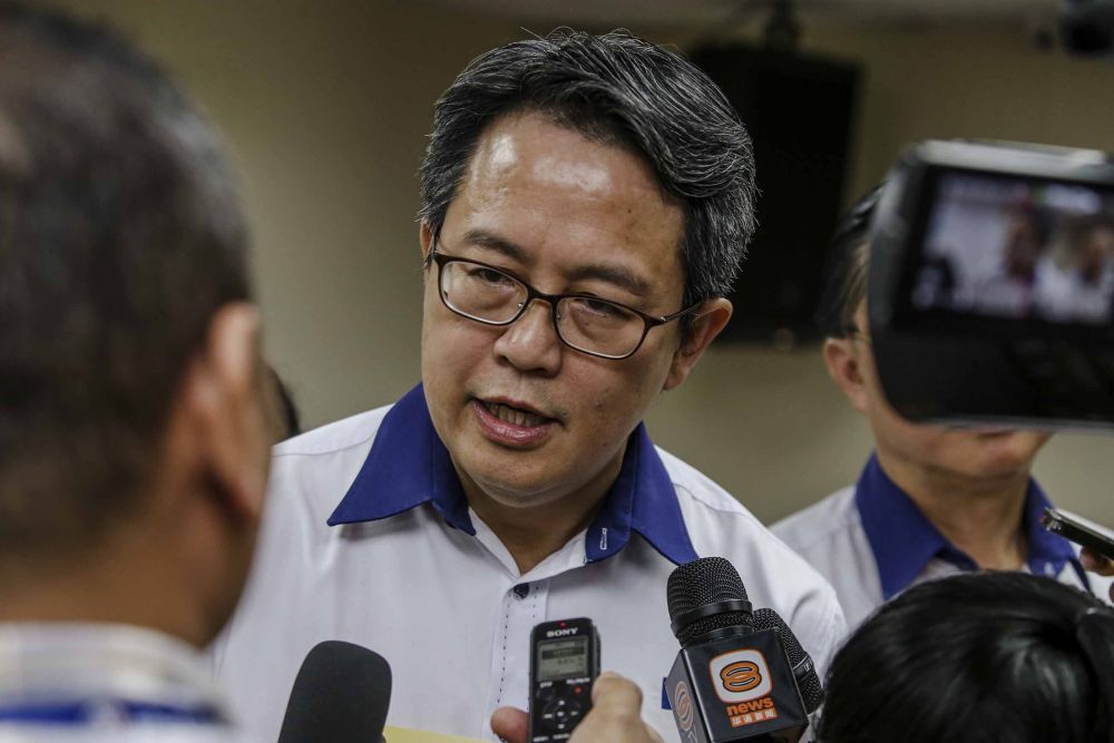 Gan Ping Sieu speaks during the launch of his manifesto at Wisma MCA in Kuala Lumpur October 22, 2018. u00e2u20acu2022 Picture by Firdaus Latif