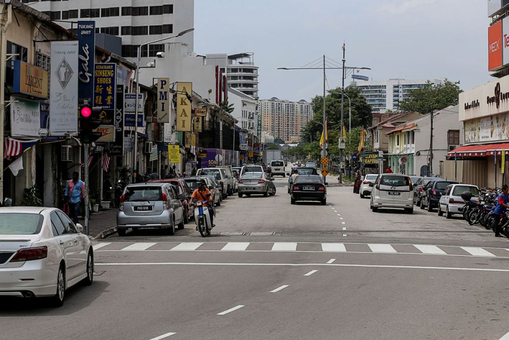 The road near Gama Supermarket where it will be upgraded for the expansion of the pedestrian walkway in Jalan Gurdwara. 