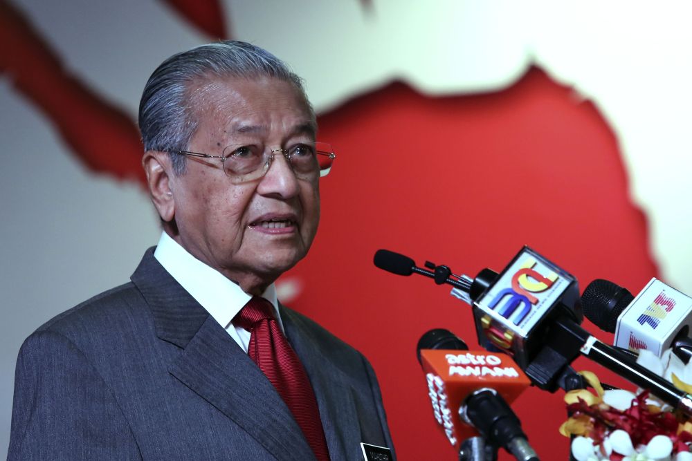 Prime Minister Tun Dr Mahathir Mohamad speaks at the Anti-Corruption Summit 2018 in Kuala Lumpur October 30, 2018. u00e2u20acu2022 Picture by Yusof Mat Isa