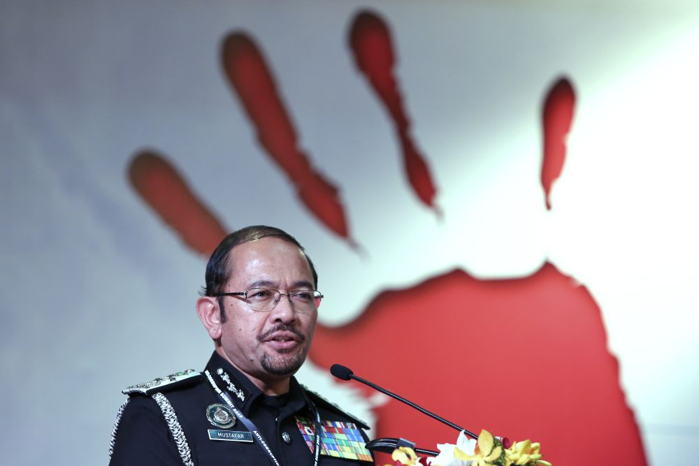 Datuk Seri Mustafar Ali speaks at the Anti-Corruption Summit 2018 in Kuala Lumpur October 30, 2018. u00e2u20acu2022 Picture by Yusof Mat Isa 
