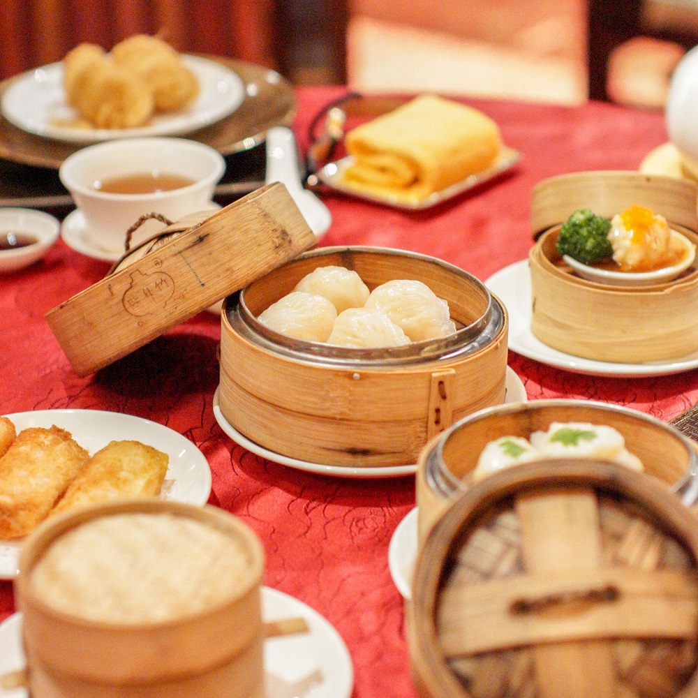 Just some of the delicious dishes available at Li Yen @ The Ritz-Carlton Hotel. — Picture via Facebook/The Ritz-Carlton, Kuala Lumpur