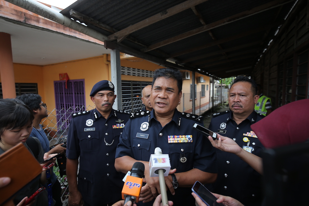 State Criminal Investigation Department chief, Senior Assistant Commissioner Yahya Abd Rahman said the senior citizen’s head was found in an open space behind his home. — Picture by Marcus Pheong