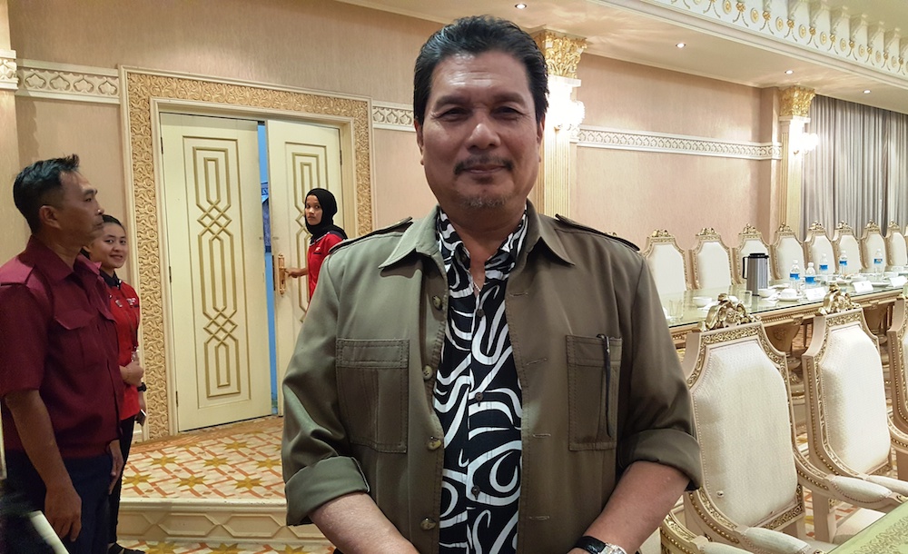 Datuk Idris Buang says the federal government ought to have made reasonable provisions for Sarawak for water, electricity, health and good schools, November 3, 2018. u00e2u20acu201d Picture by Sulok Tawie