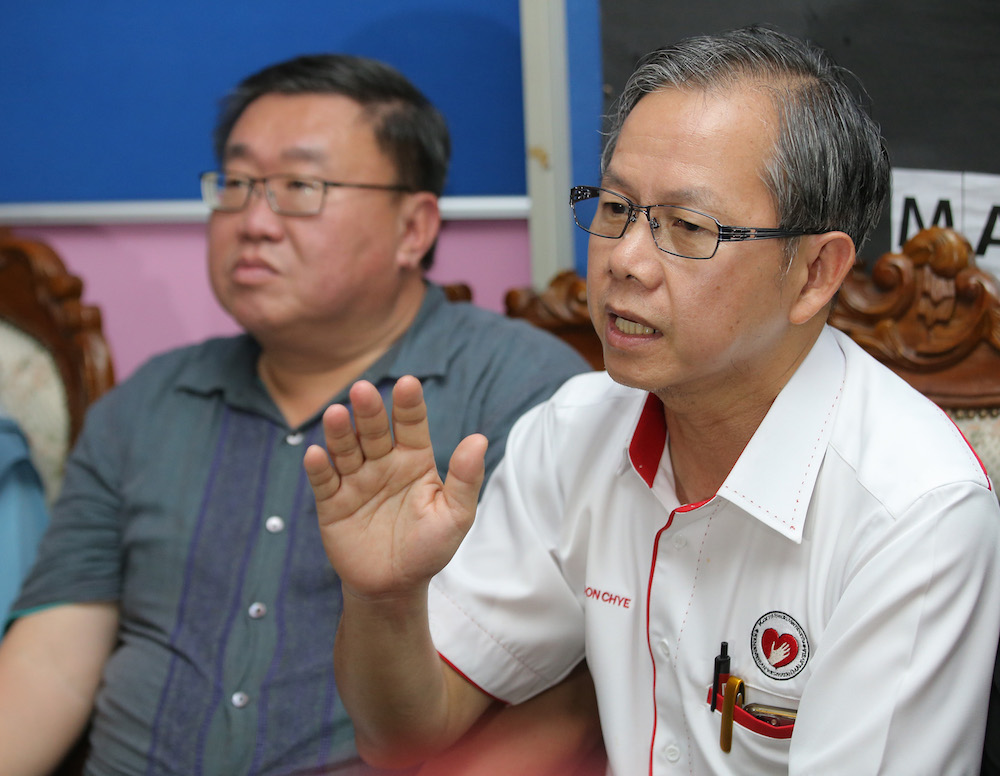 Deputy Health Minister Dr Lee Boon Chye speaks to the media during his working visit to the Malim Nawar Health Clinic, November 5, 2018. u00e2u20acu201d Picture by Marcus Pheong