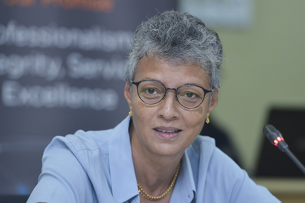 Sharifah Munirah Alatas speaks during the forum on the National Unity Consultative Council (NUCC) report in Kuala Lumpur November 15, 2018. u00e2u20acu201d Picture by Mukhriz Hazim