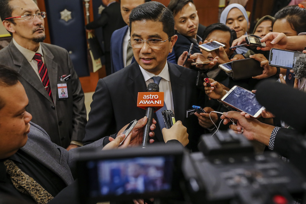 Datuk Seri Azmin Ali speaks to reporters in Parliament, Kuala Lumpur November 1, 2018. u00e2u20acu201d Picture by Firdaus Latif