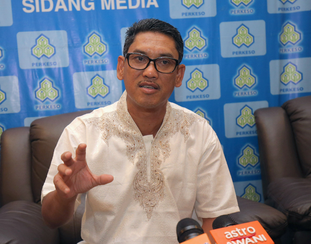 Perak Mentri Besar Datuk Seri Ahmad Faizal Azumu said the victory parade for winning the Malaysia Cup will be held on November 11 during Sultan of Perak's birthday run. u00e2u20acu201d Picture by Marcus Pheong
