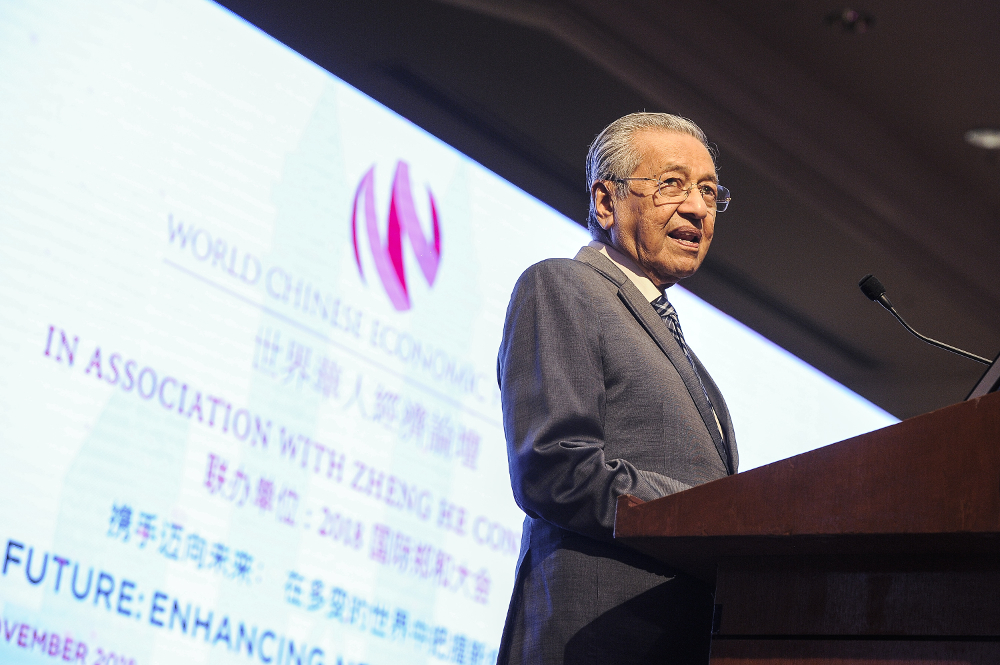 Prime Minister Tun Dr Mahathir Mohamad delivers the keynote address at the World Chinese Economic Forum in Serdang November 9, 2018. u00e2u20acu201d Picture by Shafwan Zaidon 