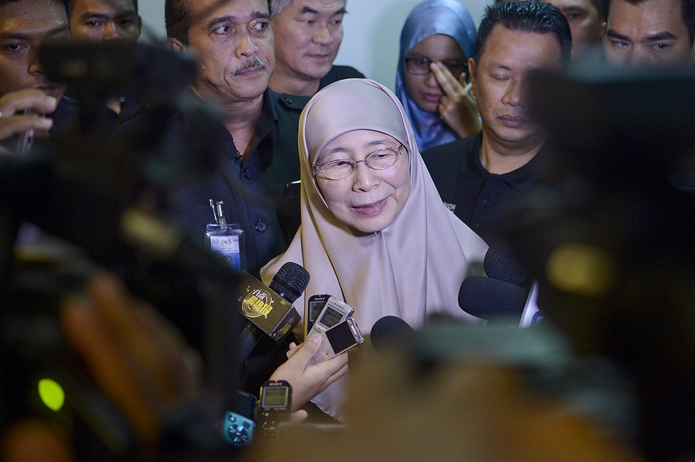Deputy Prime Minister Datuk Seri Dr Wan Azizah Wan Ismail speaks  to reporters after the launch of the Astro Junior Badminton Championship at Stadium Juara Bukit Kiara in Kuala Lumpur November 12, 2018. u00e2u20acu201d Picture by Mukhriz Hazim