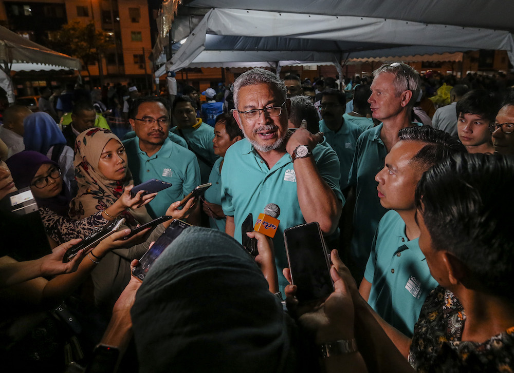 Federal Territories Minister Khalid Samad speaks to reporters during the launch of The Lost Food Project in Kuala Lumpur November 14, 2018. u00e2u20acu201d Picture by Firdaus Latif