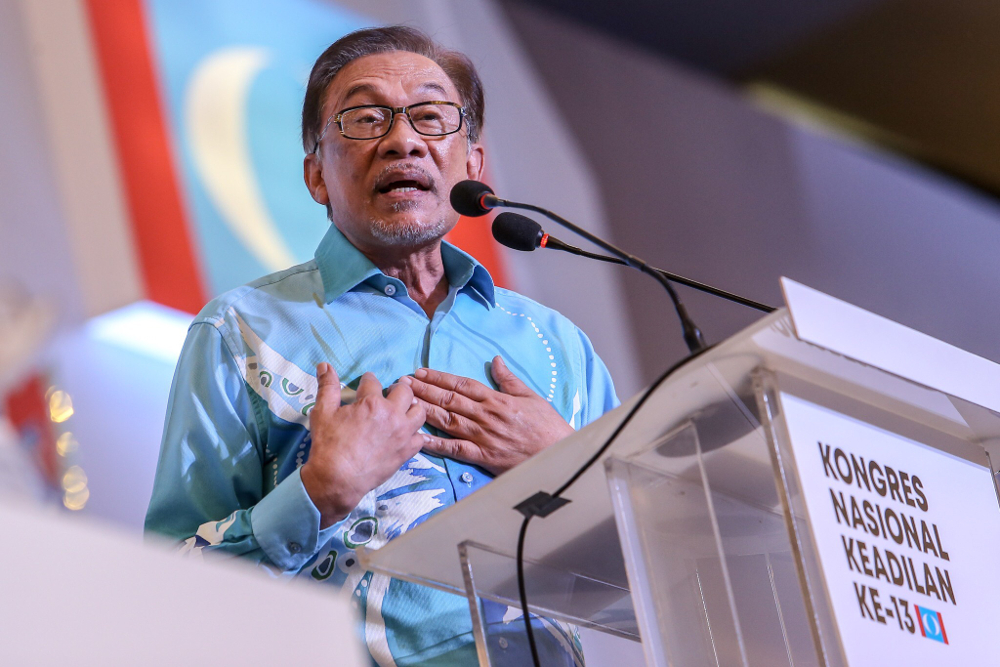 Datuk Seri Anwar Ibrahim speaks during the PKR National Congress 2018 in IDCC Convention Centre, Shah Alam November 18, 2018. u00e2u20acu201d Picture by Hari Anggara