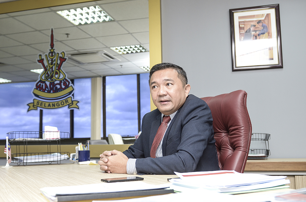 Selangor exco for Local Government, Public Transportation and New Village Development, Ng Sze Han, speaks to Malay Mail in Shah Alam November 21, 2018. u00e2u20acu201d Picture by Miera Zulyana