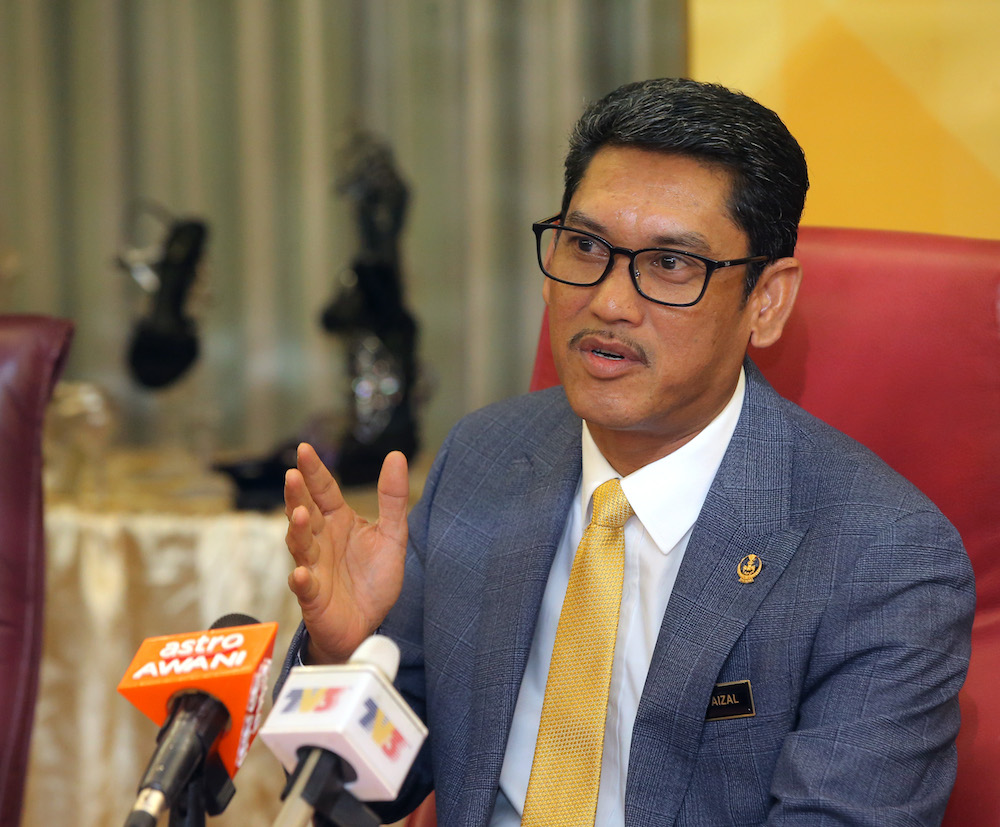 Perak MB: Reveal name of exco behind ouster plot | Malay Mail