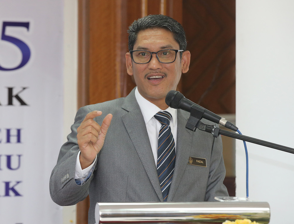 Datuk Seri Ahmad Faizal Azumu speaks to the media after opening the Perak Water Board's workers union AGM in Ipoh, November 22, 2018. u00e2u20acu201d Picture by Marcus Pheong 