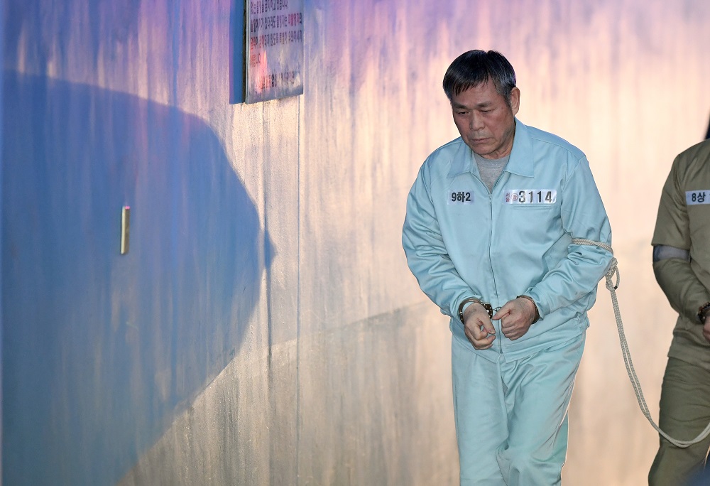 South Korean pastor Lee Jaerock arrives at the Seoul Central District Court to attend his trial in Seoul on November 22, 2018. u00e2u20acu201d AFP pic