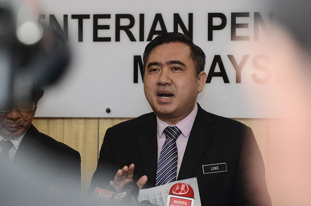 Transport Minister Anthony Loke speaks during a press conference in Putrajaya November 5, 2018. u00e2u20acu2022 Picture by Miera Zulyana