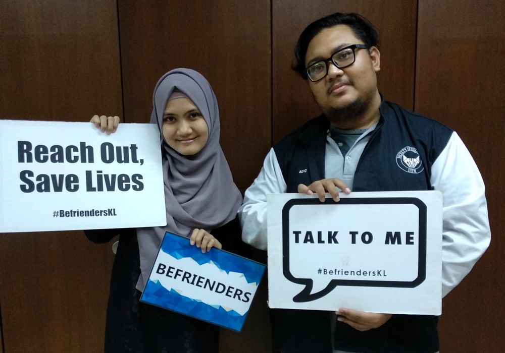 The Befrienders KL offers emotional support to those who are in distress or feeling suicidal.