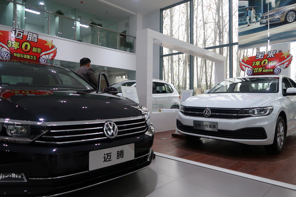 Volkswagen's Bora and Magotan cars are displayed at a FAW-Volkswagen dealership in Pingdingshan, Henan province, China November 15, 2018. u00e2u20acu201d Reuters pic